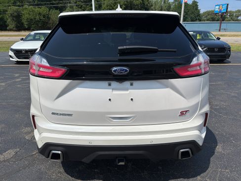 Used 2019 Ford Edge ST w/ Convenience Package AWD/4WD image 7