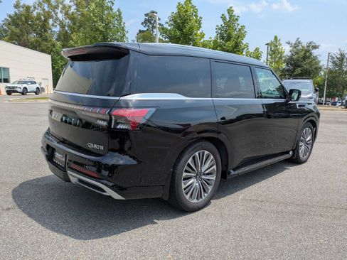 Used 2026 INFINITI QX80 Luxe w/ Cargo Package AWD/4WD image 4