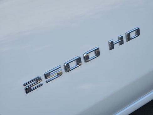 New 2026 Chevrolet Silverado 2500 Custom w/ Custom Value Package image 10