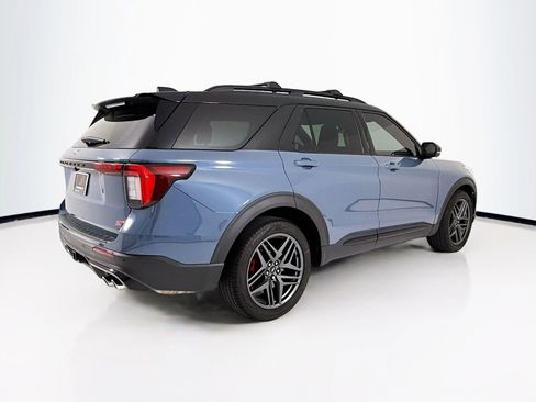 Used 2025 Ford Explorer ST image 9