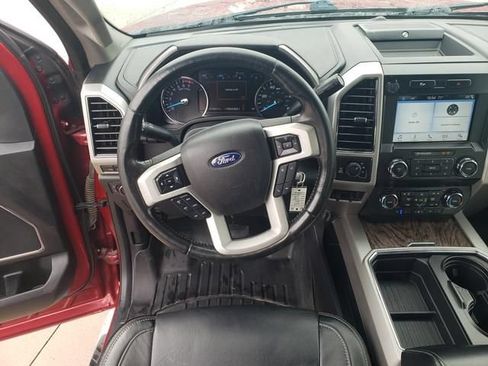 Used 2019 Ford F250 Lariat w/ Lariat Value Package AWD/4WD image 17