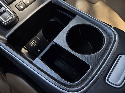 Used 2023 Hyundai Santa Fe Calligraphy image 25