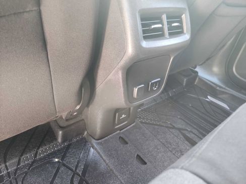 Used 2018 Chevrolet Equinox LT w/ Sun & Infotainment Package image 26