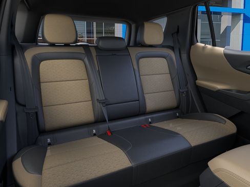 New 2027 Chevrolet Equinox ACTIV w/ Safety and Technology Package FWD image 41