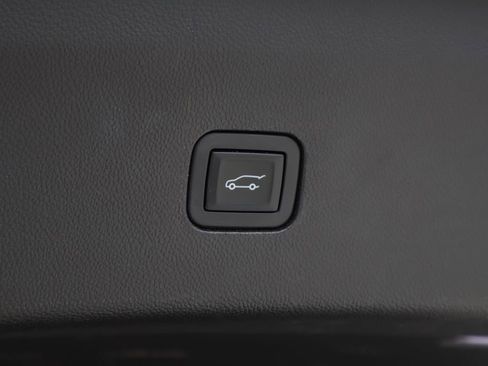 Used 2019 Buick Enclave Essence w/ Trailering Package, 5000 lbs. image 27