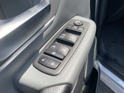 Certified 2023 RAM 1500 Big Horn image 23