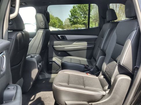 New 2026 Buick Enclave Sport Touring w/ Power Package AWD/4WD image 26
