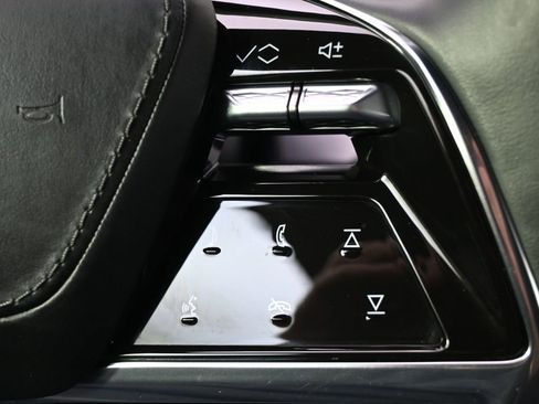 New 2026 Cadillac Vistiq Premium Luxury w/ LPO, Floor Liner Package AWD/4WD image 36