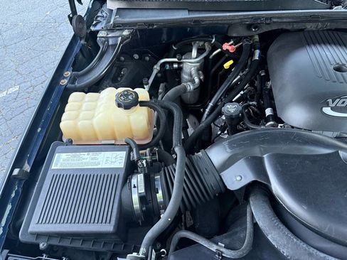 Used 2004 GMC Yukon SLT w/ 1SD Preferred Equipment Group image 43