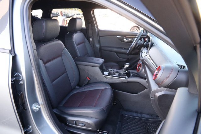 Used 2025 Chevrolet Blazer RS FWD image 29