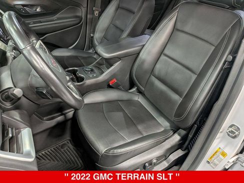 Used 2022 GMC Terrain SLT AWD/4WD image 12