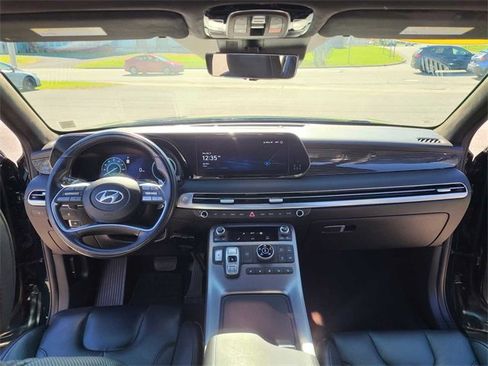 Used 2023 Hyundai Palisade Calligraphy image 12