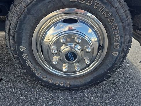 Used 2024 Ford F350 XL AWD/4WD image 32
