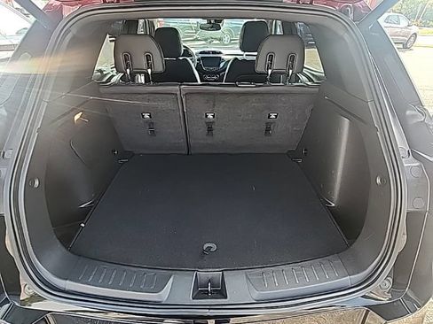 Used 2022 Chevrolet TrailBlazer RS w/ Sun and Liftgate Package FWD image 11