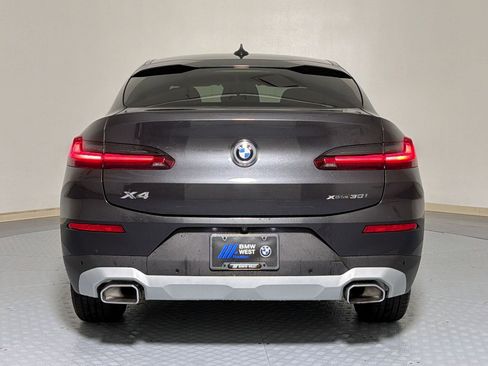 Used 2025 BMW X4 xDrive30i AWD/4WD image 9