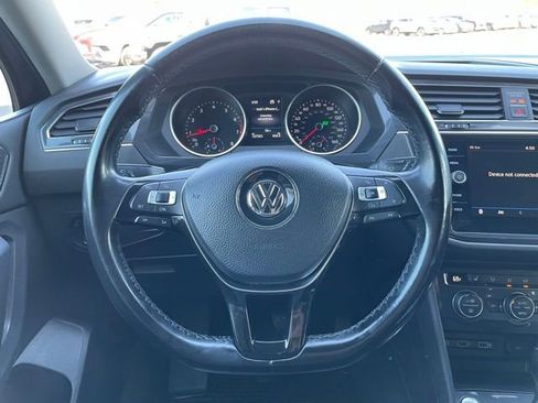 Used 2018 Volkswagen Tiguan SE w/ 18" Alloy Wheels Package AWD/4WD image 14