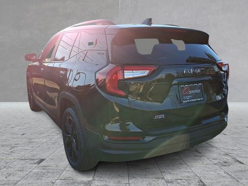 Used 2022 GMC Terrain SLE w/ Driver Convenience Package image 8