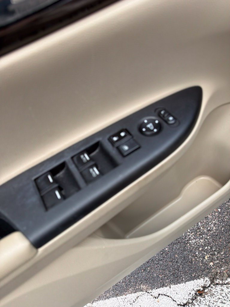 Used 2017 Honda Accord EX-L image 13