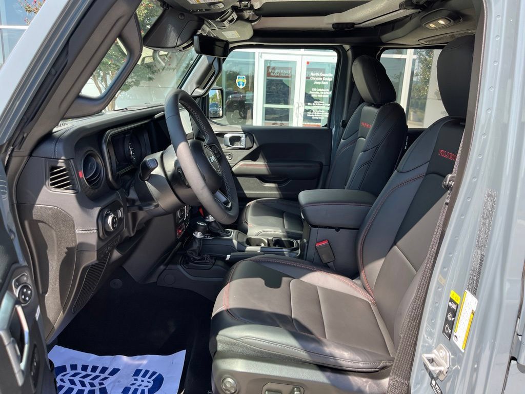 Used 2026 Jeep Gladiator Rubicon AWD/4WD image 4