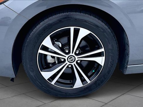 Used 2021 Nissan Sentra SV image 11