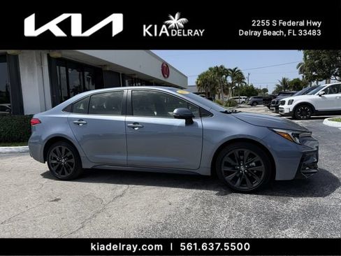 Used 2025 Toyota Corolla SE FWD image 1