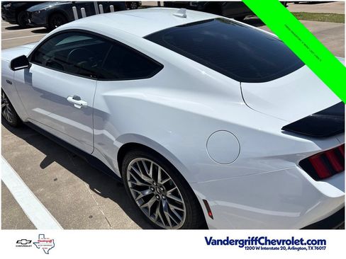 Used 2025 Ford Mustang GT Premium RWD image 5