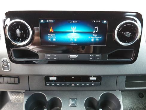 Used 2023 Mercedes-Benz Sprinter 2500 image 15