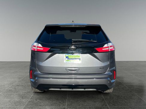 Used 2022 Ford Edge SE w/ Black Appearance Package image 6