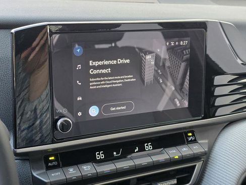 Certified 2025 Toyota Camry SE w/ Convenience Package image 13