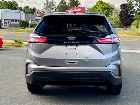 Used 2024 Ford Edge SE AWD/4WD image 5