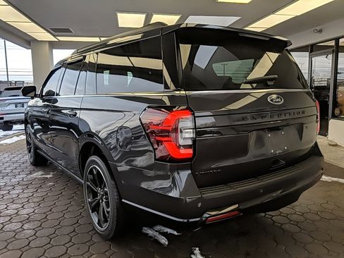 Used 2022 Ford Expedition Max Limited image 12