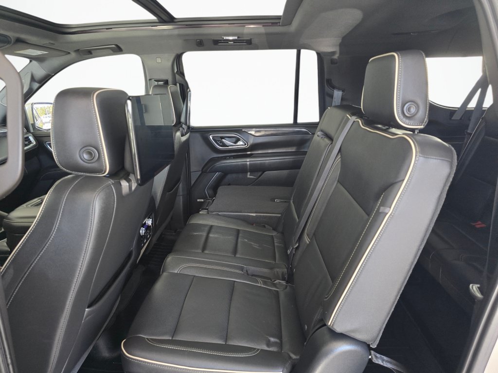 Used 2021 GMC Yukon XL SLT w/ SLT Premium Package AWD/4WD image 37
