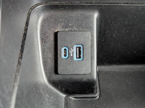 Used 2022 Ford F150 XLT w/ Equipment Group 302A High image 20