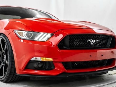 Used 2015 Ford Mustang GT Premium w/ Equipment Group 401A RWD image 13