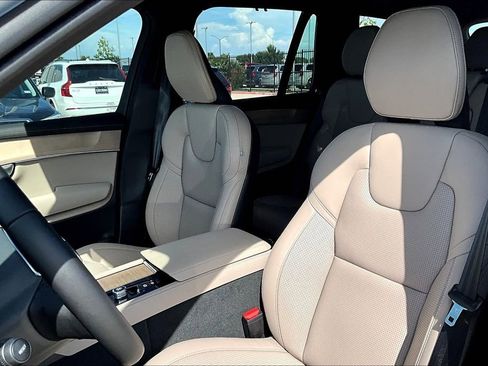 New 2026 Volvo XC90 B6 Ultra image 22