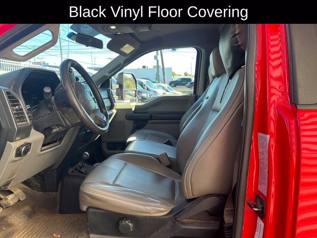 Used 2017 Ford F550 4x4 Regular Cab Super Duty image 10