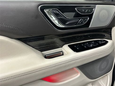 Used 2022 Lincoln Navigator Black Label image 40