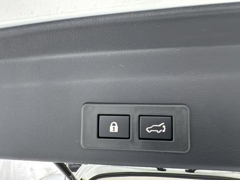 New 2026 Subaru Ascent Limited image 16