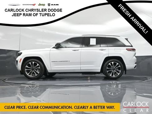 Used 2023 Jeep Grand Cherokee Overland w/ Luxury Tech Group IV AWD/4WD image 64