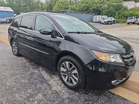 Used 2014 Honda Odyssey Touring image 2
