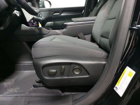 New 2026 GMC Terrain AT4 w/ Convenience Package III image 30