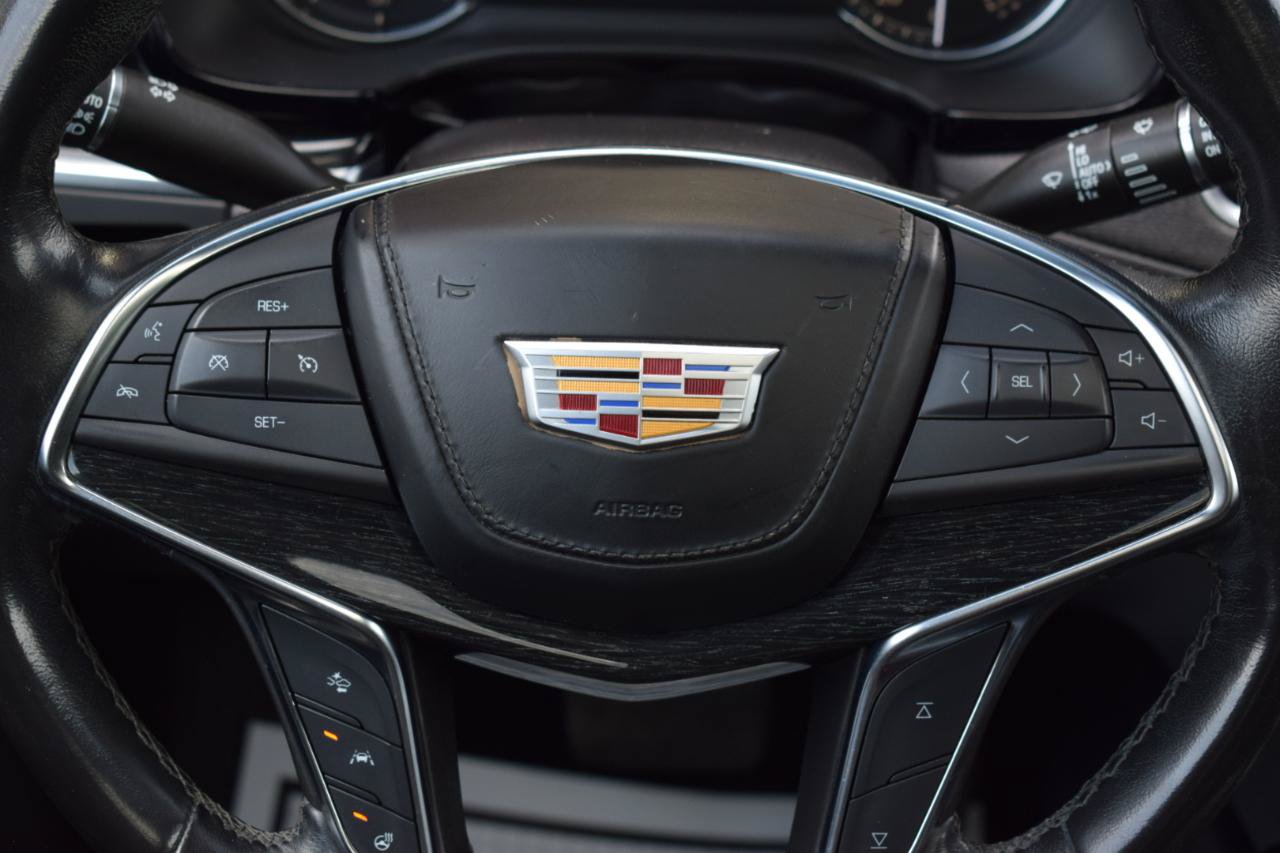 Used 2022 Cadillac XT5 Premium Luxury FWD image 18