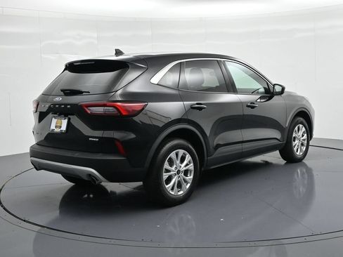 Used 2024 Ford Escape Active AWD/4WD image 6