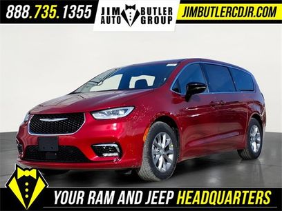 New 2026 Chrysler Pacifica Limited