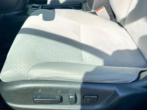 Used 2016 Honda CR-V EX image 11