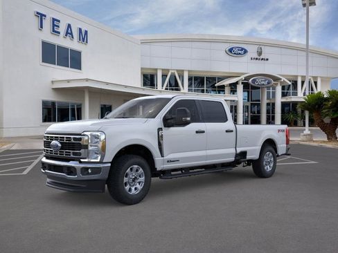Certified 2025 Ford F350 XLT image 1