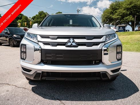 Used 2025 Mitsubishi Outlander Sport ES AWD/4WD image 2