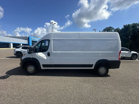 Used 2023 RAM ProMaster 2500 FWD image 13
