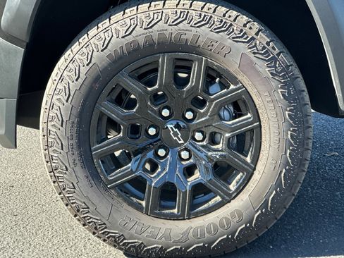 Used 2026 Chevrolet Colorado Trail Boss image 42