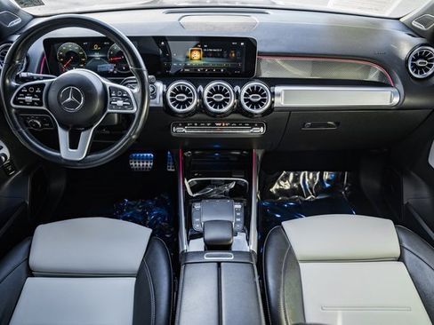 Used 2021 Mercedes-Benz GLB 250 4MATIC image 20
